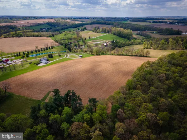 $2,250,000 | 11380-11350 White Oak Road, New Freedom, PA 17349