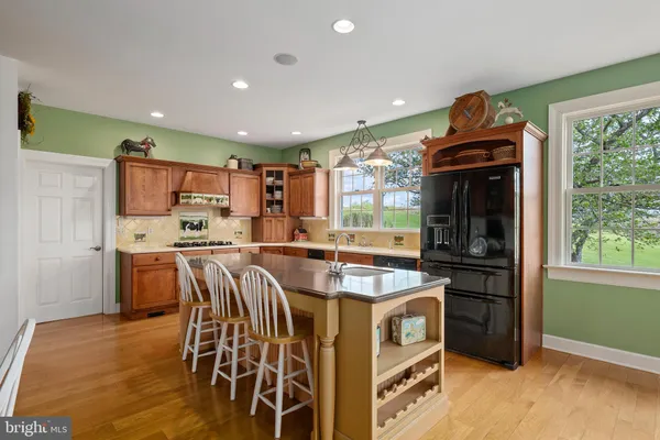 $2,250,000 | 11380-11350 White Oak Road, New Freedom, PA 17349