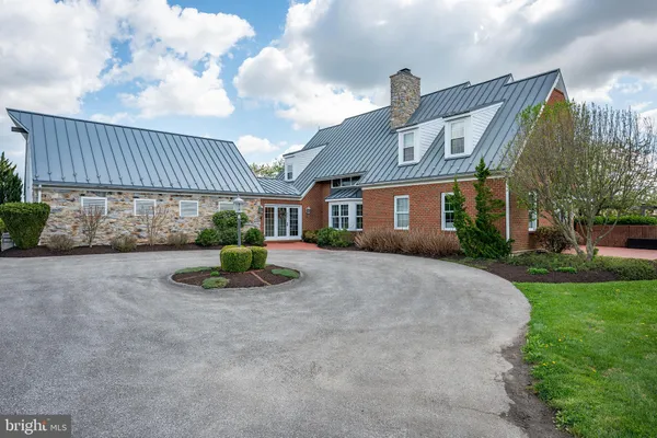 $2,250,000 | 11380-11350 White Oak Road, New Freedom, PA 17349