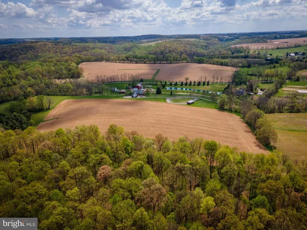 $2,250,000 | 11380-11350 White Oak Road, New Freedom, PA 17349