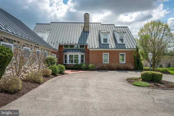 $2,250,000 | 11380-11350 White Oak Road, New Freedom, PA 17349