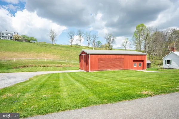 $2,250,000 | 11380-11350 White Oak Road, New Freedom, PA 17349