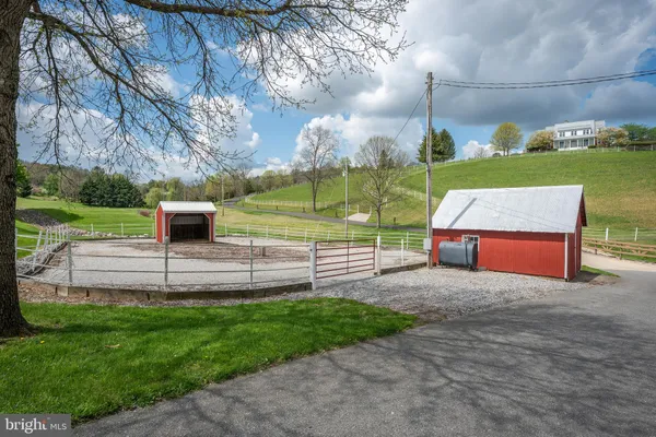$2,250,000 | 11380-11350 White Oak Road, New Freedom, PA 17349