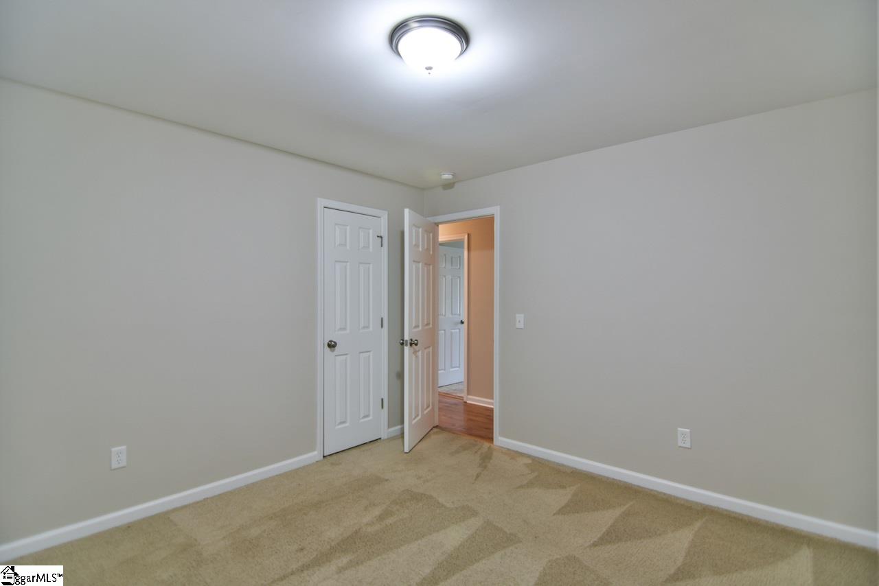 112 Canebrake Drive Greer, SC 29650 - Photo 15 of 25