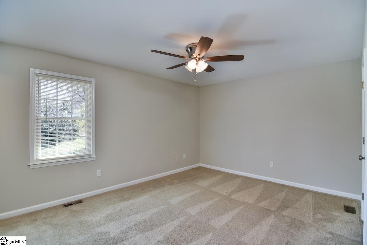 112 Canebrake Drive Greer, SC 29650 - Photo 9 of 25