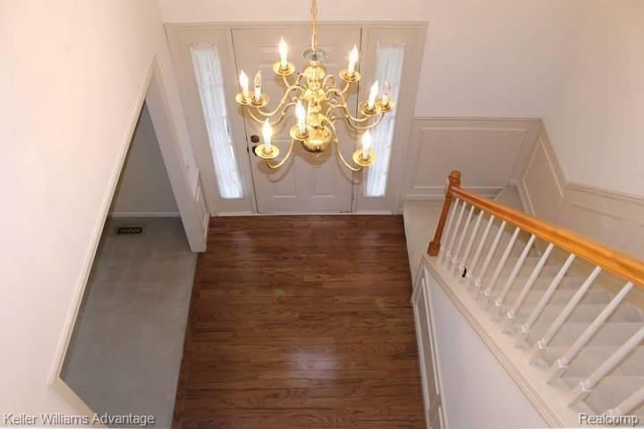 2386 Pleasant View Drive Rochester Hills, MI 48306 - Photo 5 of 25