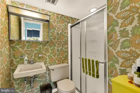 $530,000 | 5730 Thomas Edison Court, Alexandria, VA 22310