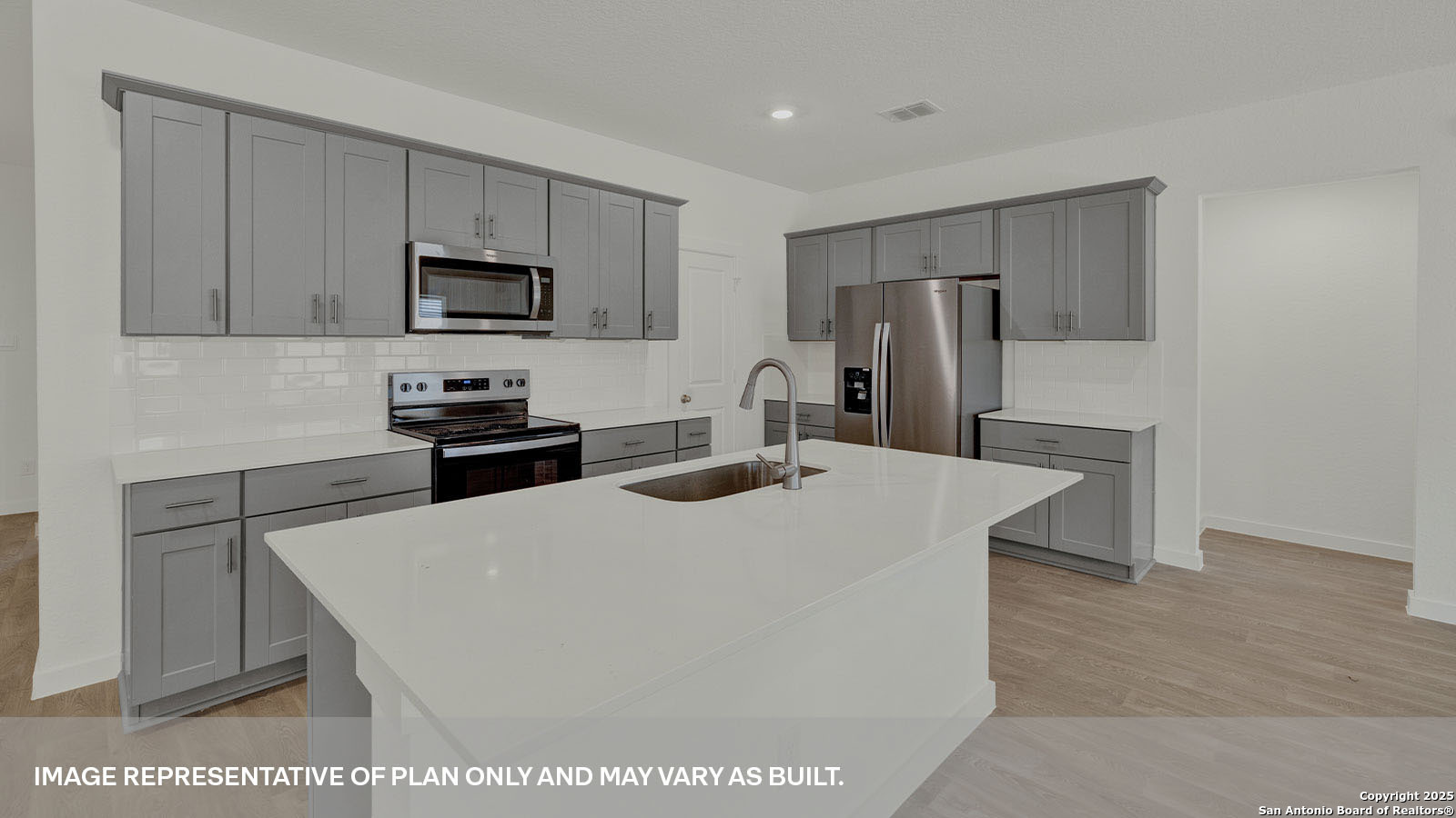 175 Teal Street Fredericksburg, TX 78624 - Photo 11 of 28