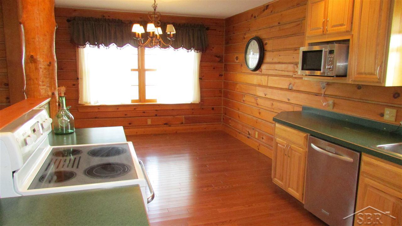 4470 Lone Road Freeland, MI 48623 - Photo 14 of 49 31240036-13.JPG