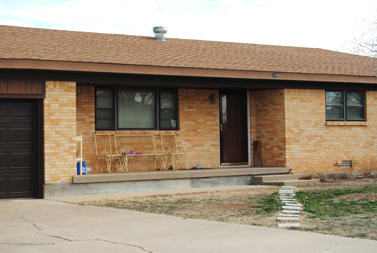 109 Rustic Trail Amarillo, TX 79108 - Photo 3 of 40 Front Porch
