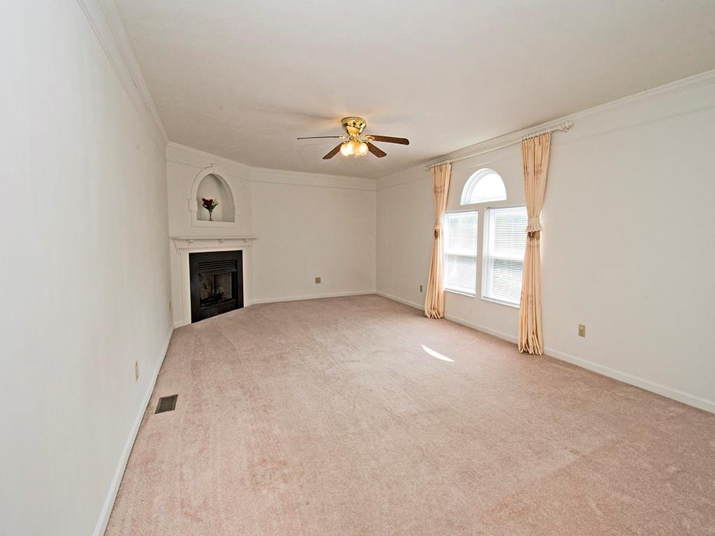 1095 Rural Ridge Drive Cheswick, PA 15024 - Photo 6 of 19