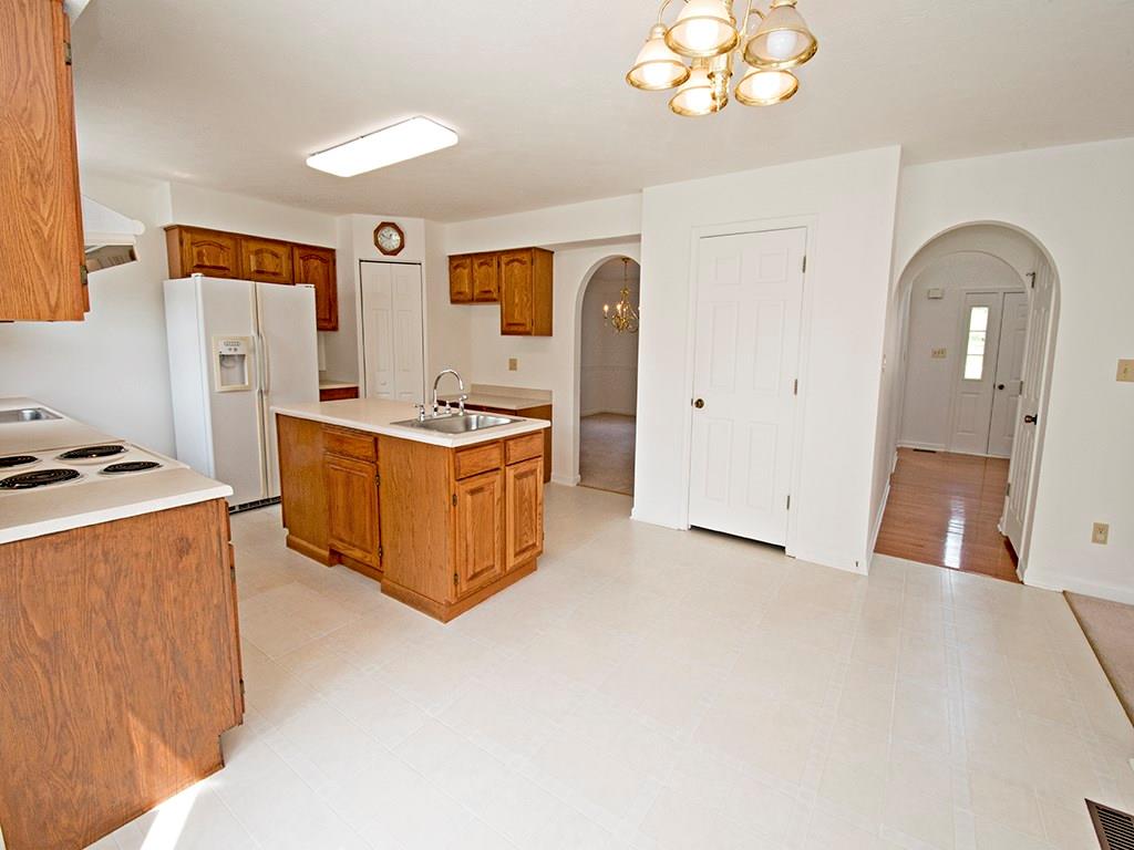 1095 Rural Ridge Drive Cheswick, PA 15024 - Photo 10 of 19