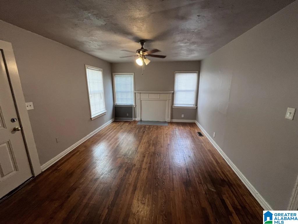 1236 18th Way Southwest Birmingham, AL 35211 - Photo 2 of 8