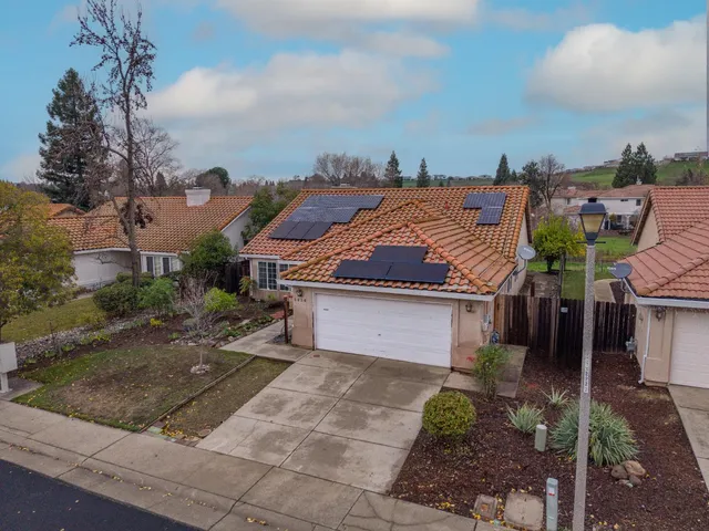 $575,000 | 5030 Charter Road, Rocklin, CA 95765