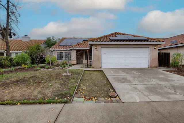 $575,000 | 5030 Charter Road, Rocklin, CA 95765