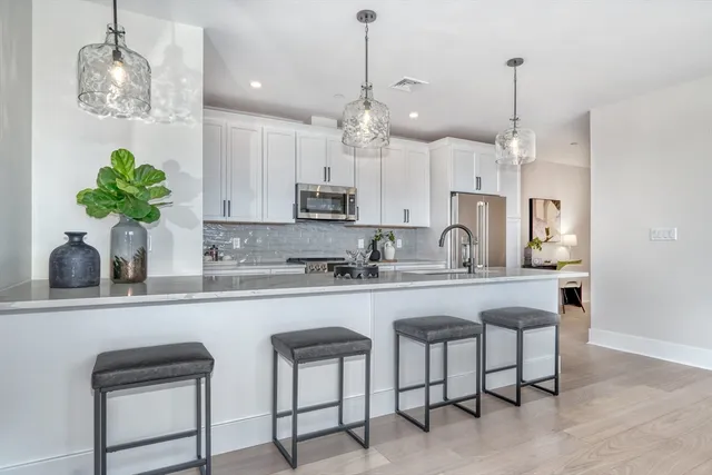 $949,900 | 62 Foundry Street, Unit 312, Wakefield, MA 01880