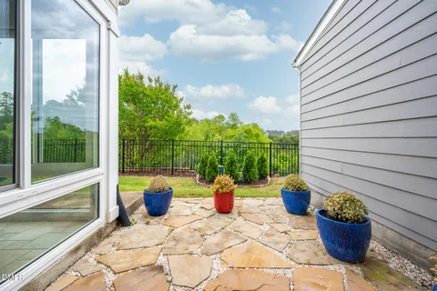 $595,000 | 942 River Bark Place, Cary, NC 27519