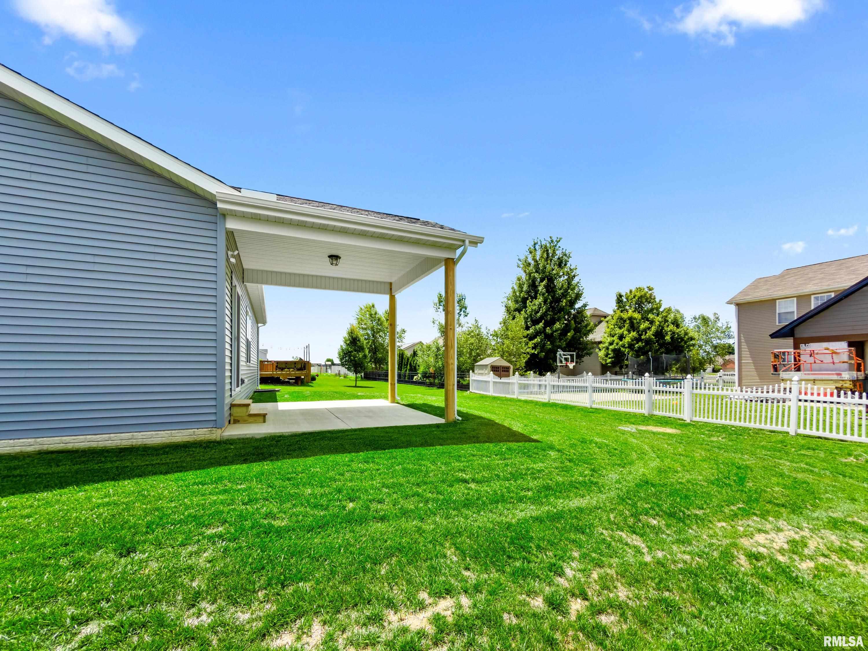 1700 Rustic Oak Drive Washington, IL 61571 - Photo 44 of 46