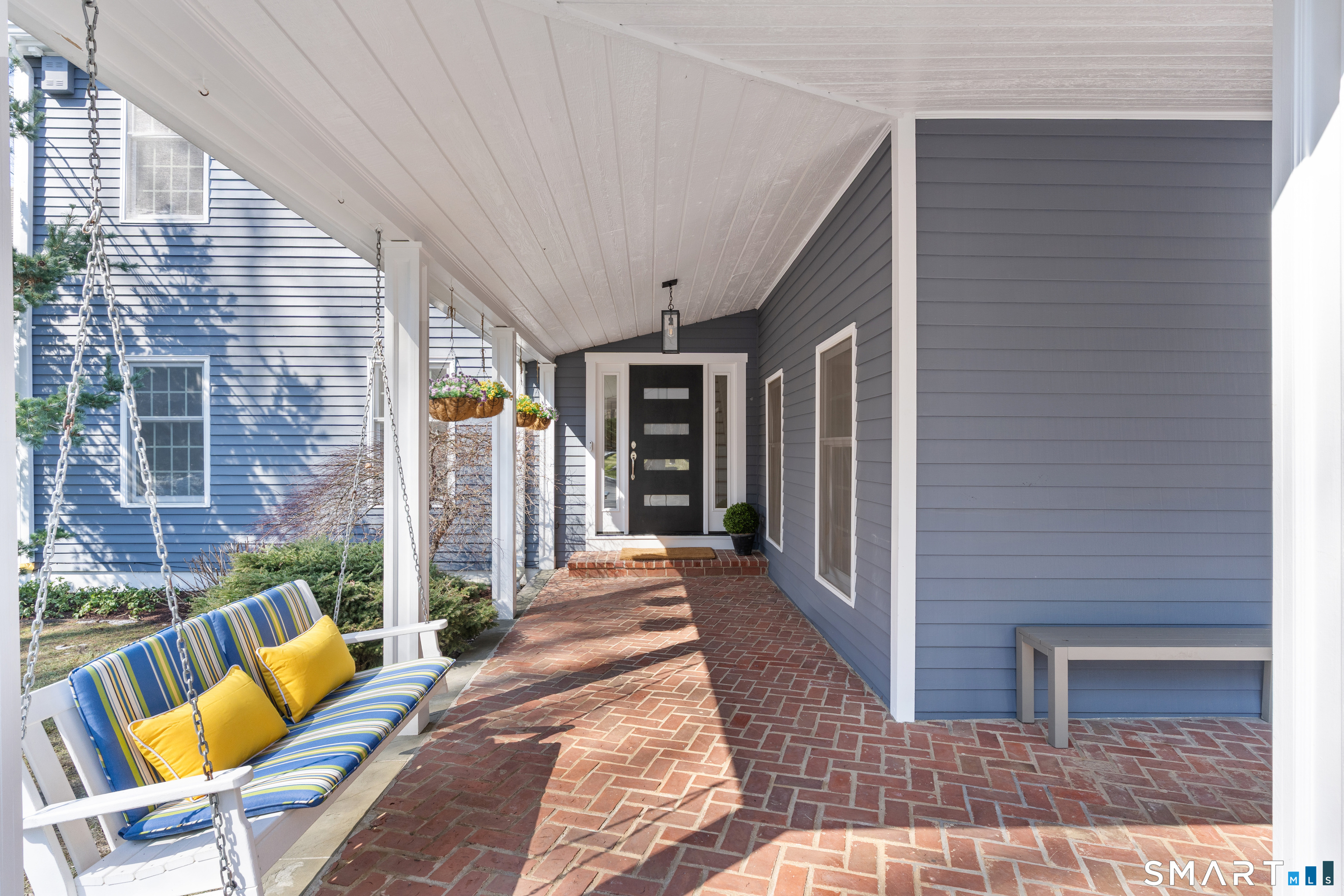 14 Windermere Lane Stamford, CT 06902 - Photo 3 of 40