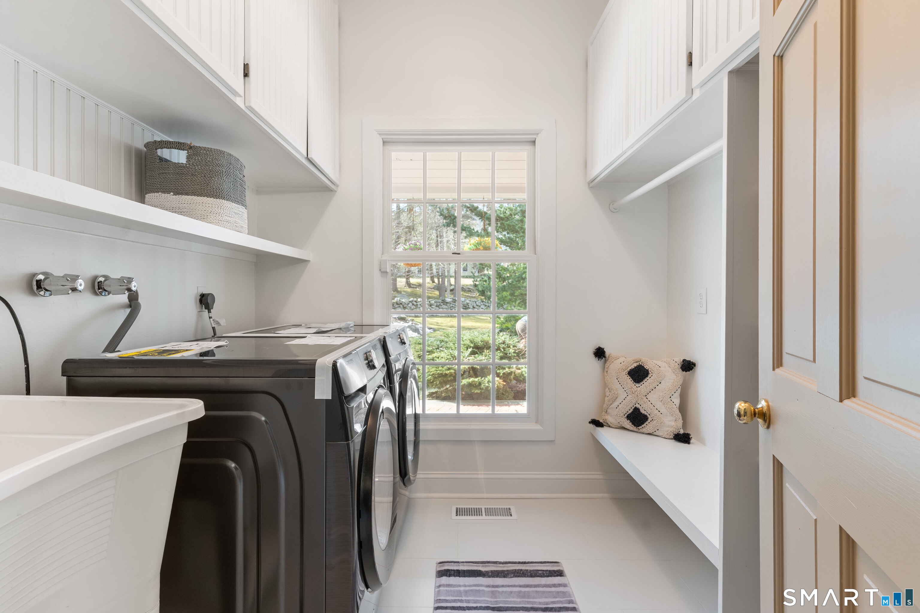 14 Windermere Lane Stamford, CT 06902 - Photo 33 of 40