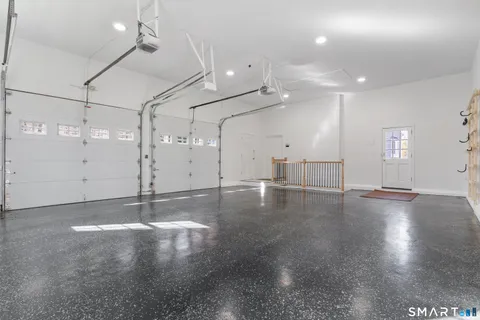 $2,195,000 | 14 Windermere Lane, Stamford, CT 06902