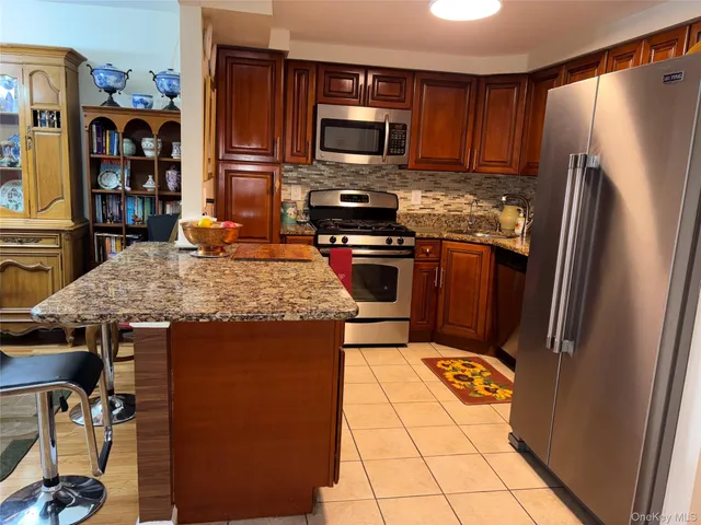 $1,500,000 | 762 Elton Avenue | Melrose