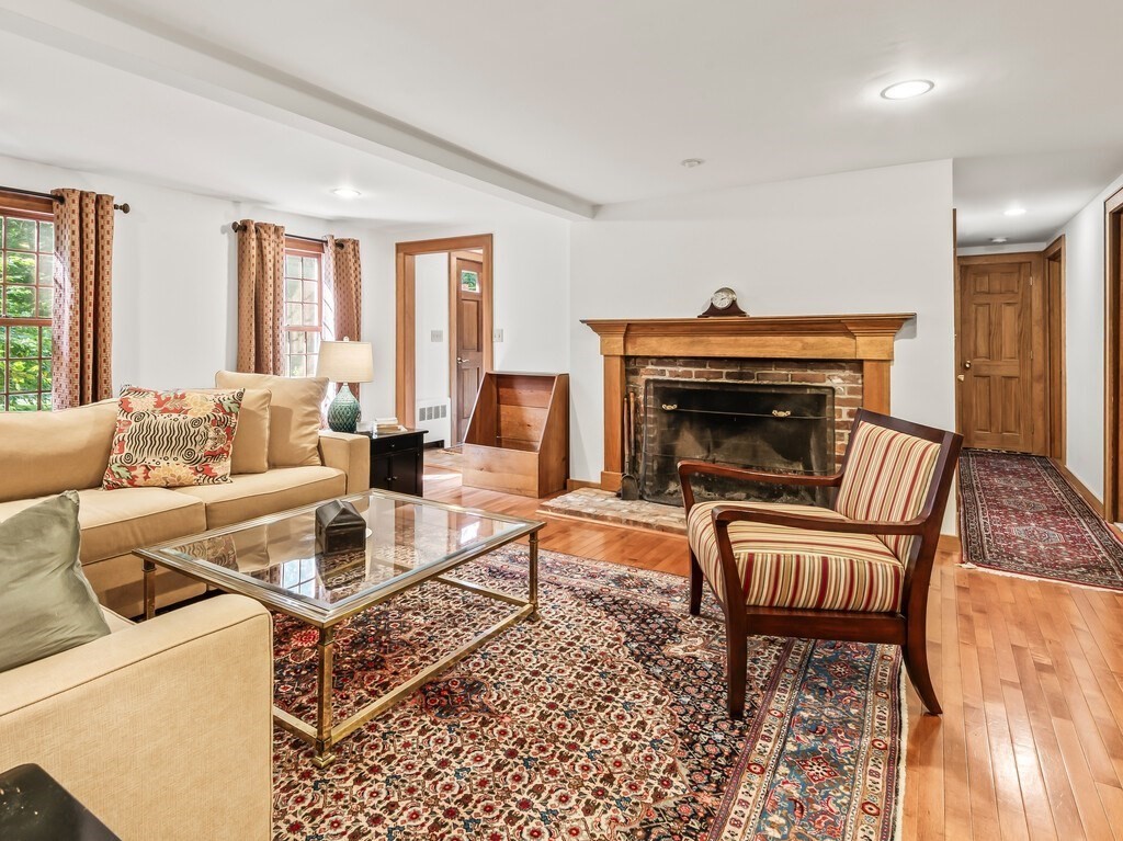 99 Coburn Road Berlin, MA 01503 - Photo 5 of 42 Gallery Image 5