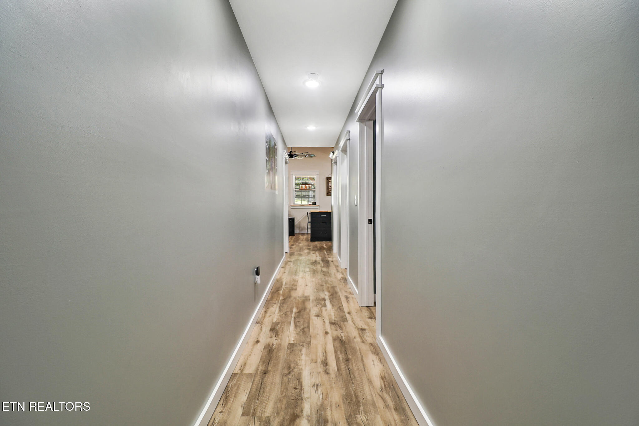 757 Rockview Road Jamestown, TN 38556 - Photo 24 of 45 hall