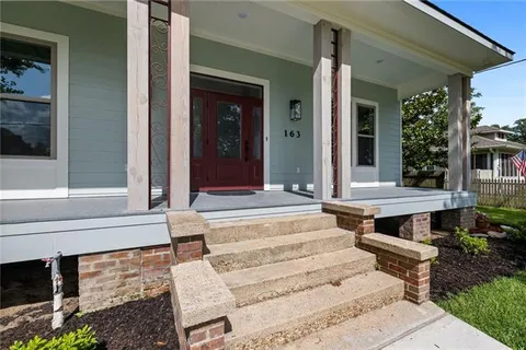 $555,000 | 163 South 7th Street, Ponchatoula, LA 70454