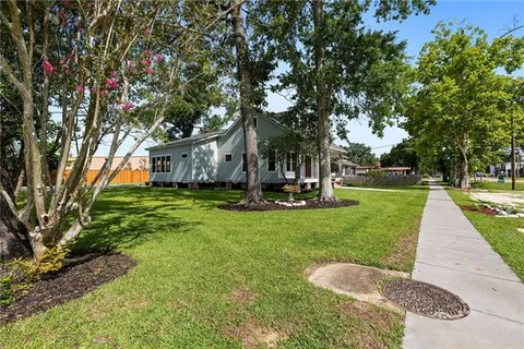 $555,000 | 163 South 7th Street, Ponchatoula, LA 70454