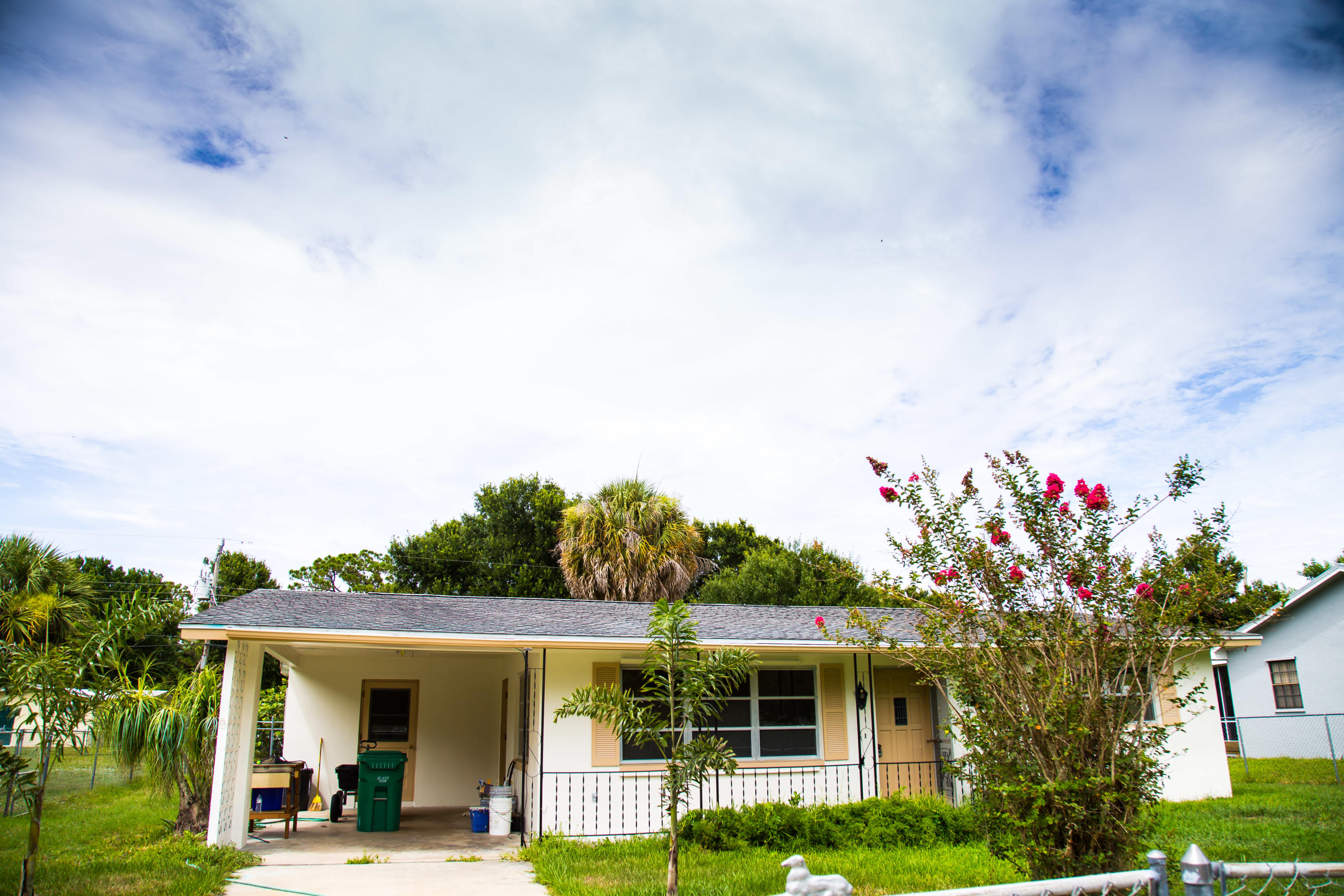7802 Hibiscus Road Fort Pierce, FL 34951 - Photo 2 of 12 IMG_2084