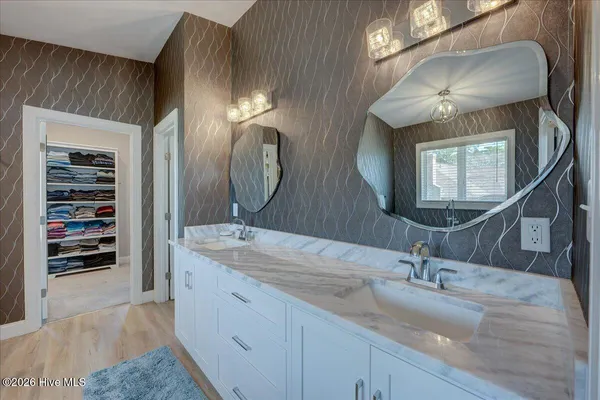 $949,000 | 9226 Hart Drive, Oriental, NC 28571