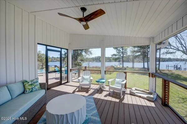 $949,000 | 9226 Hart Drive, Oriental, NC 28571