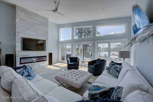 $949,000 | 9226 Hart Drive, Oriental, NC 28571