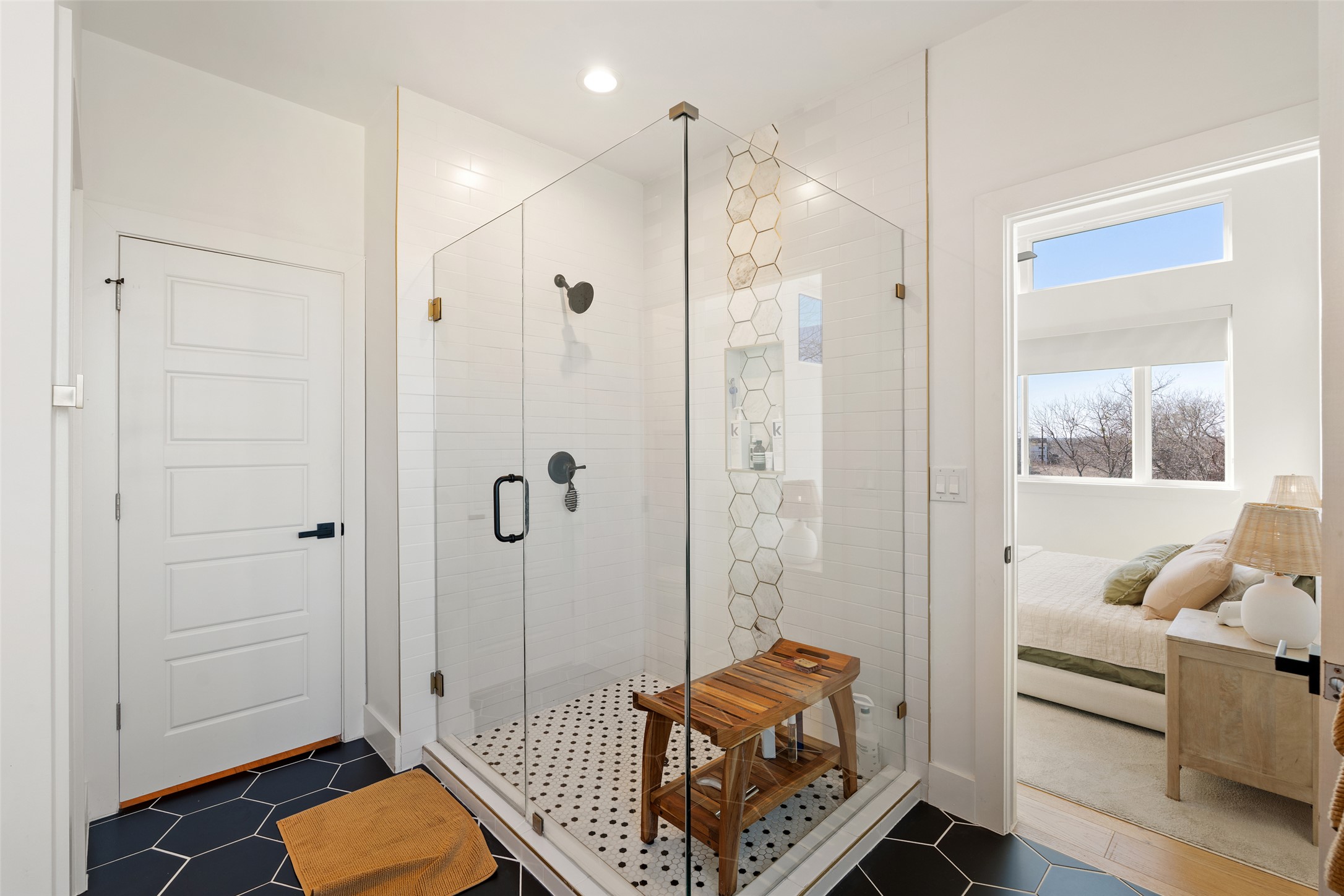 5604 Samuel Huston Avenue, Unit 2 Austin, TX 78721 - Photo 19 of 32