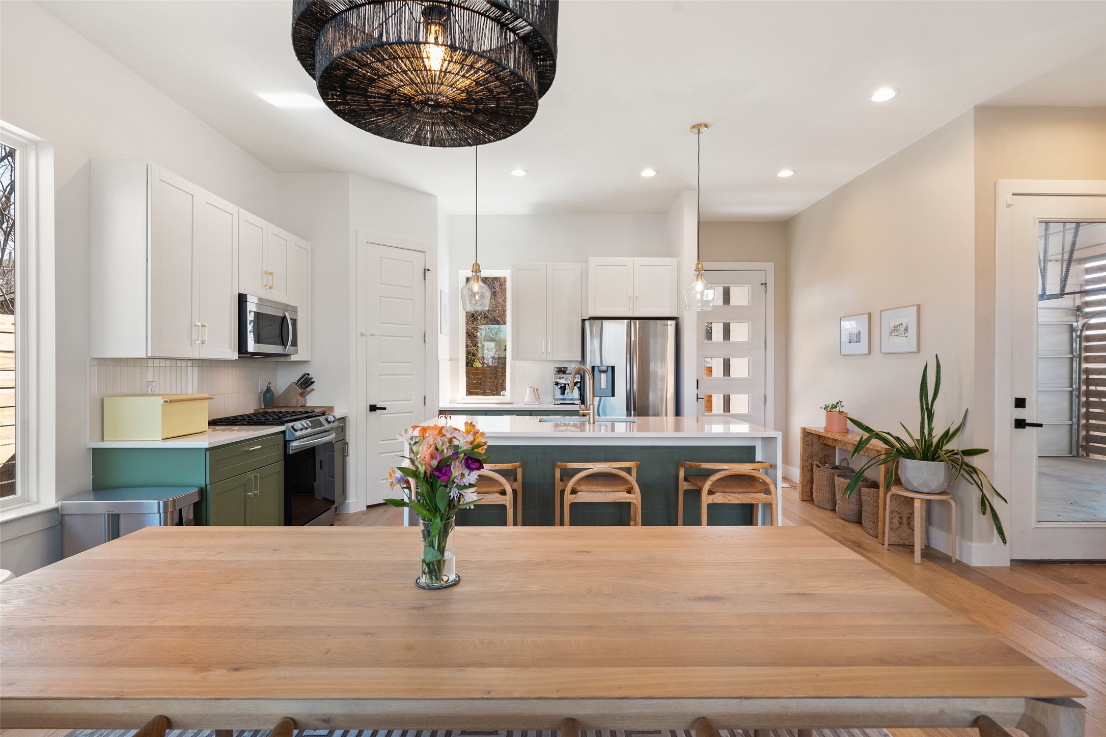 5604 Samuel Huston Avenue, Unit 2 Austin, TX 78721 - Photo 5 of 32