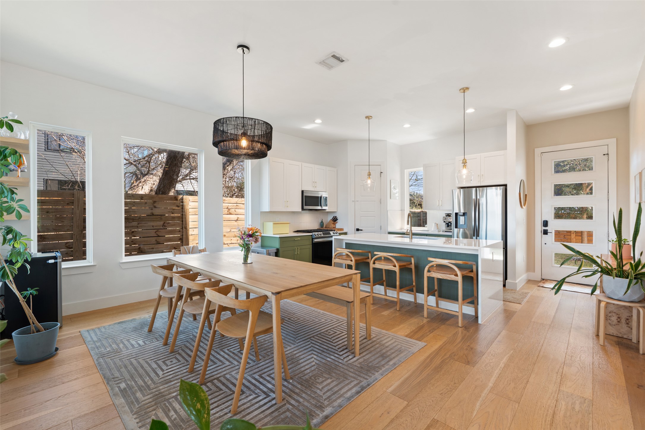 5604 Samuel Huston Avenue, Unit 2 Austin, TX 78721 - Photo 6 of 32