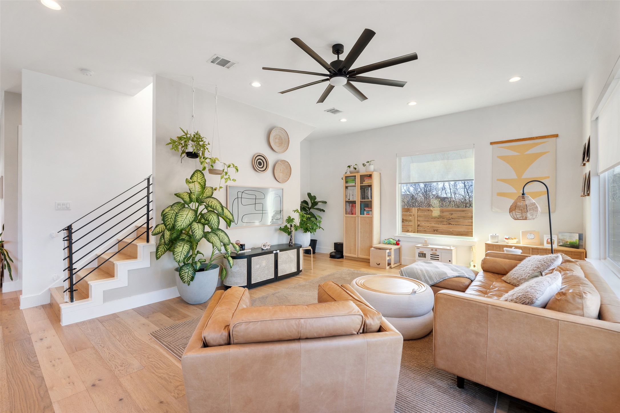 5604 Samuel Huston Avenue, Unit 2 Austin, TX 78721 - Photo 8 of 32