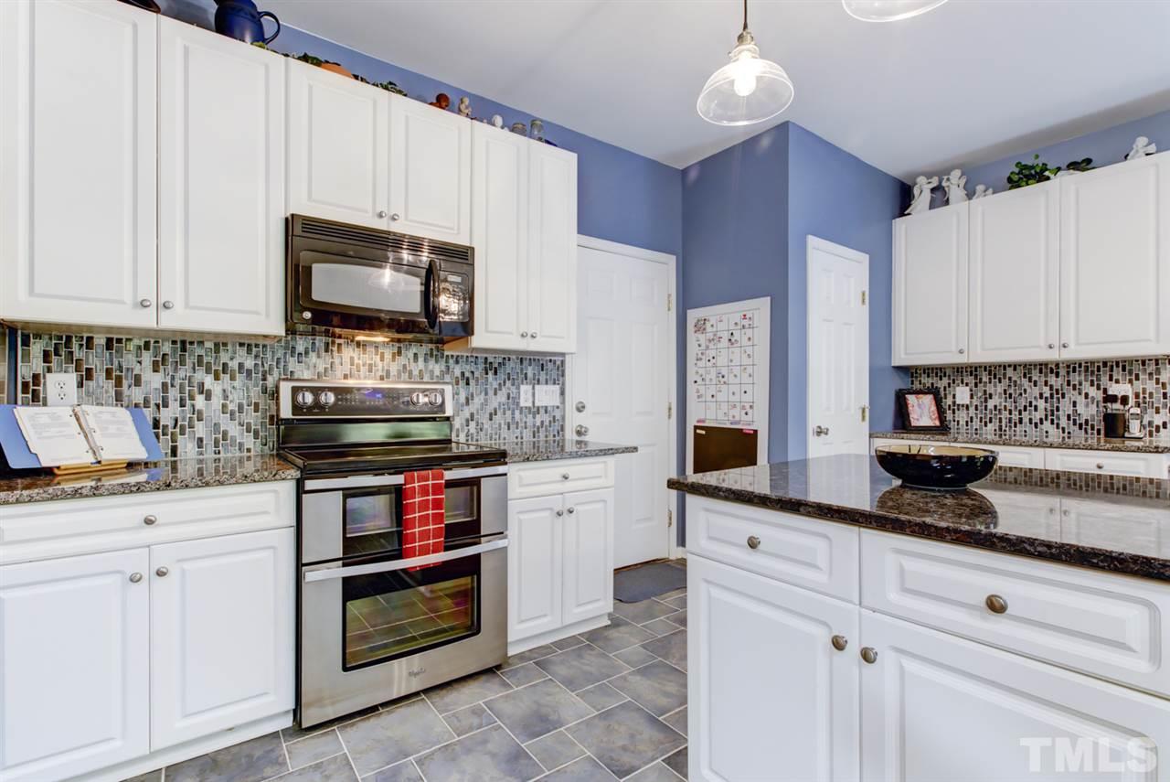 5232 Fairmead Circle Raleigh, NC 27613 - Photo 13 of 30