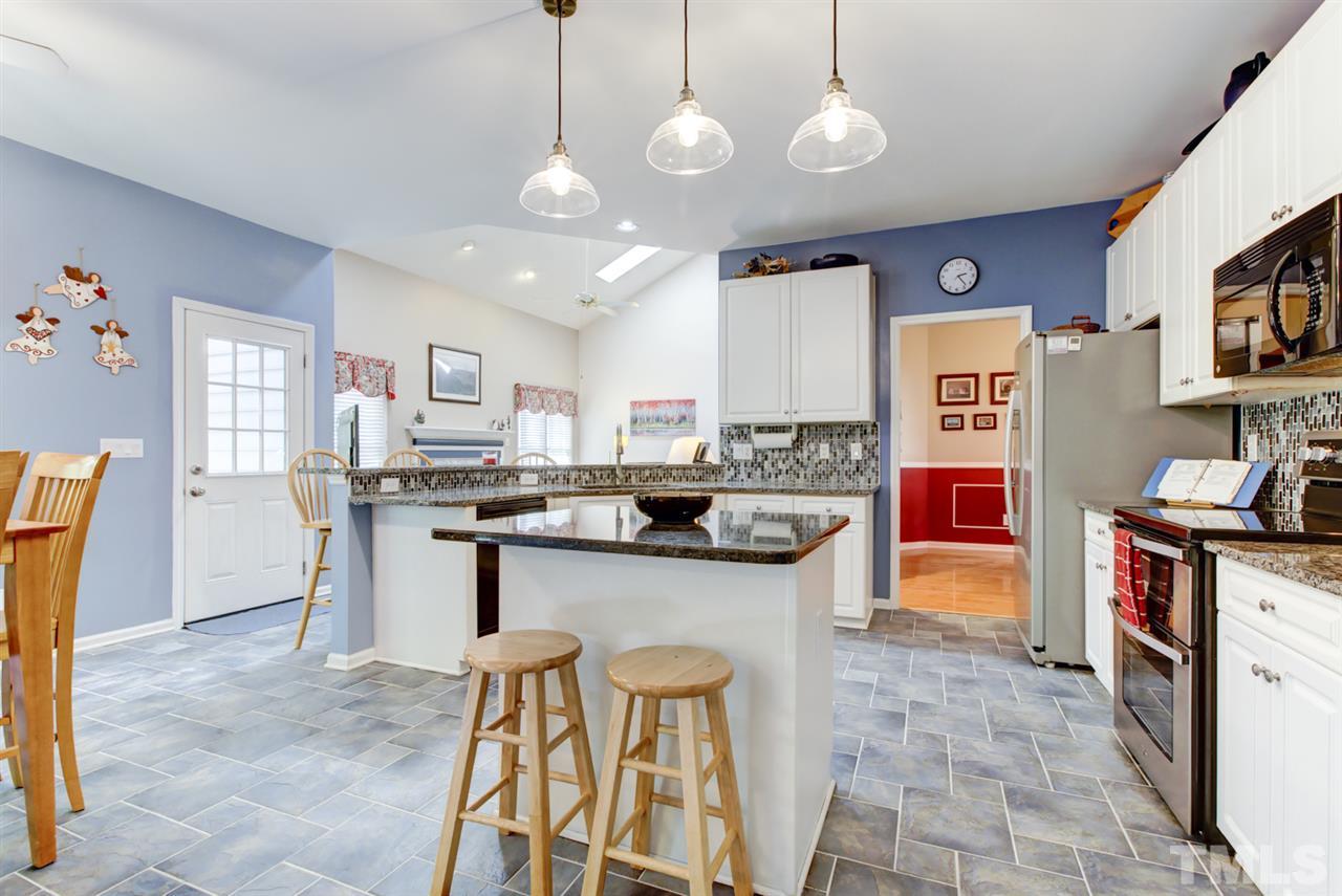 5232 Fairmead Circle Raleigh, NC 27613 - Photo 15 of 30