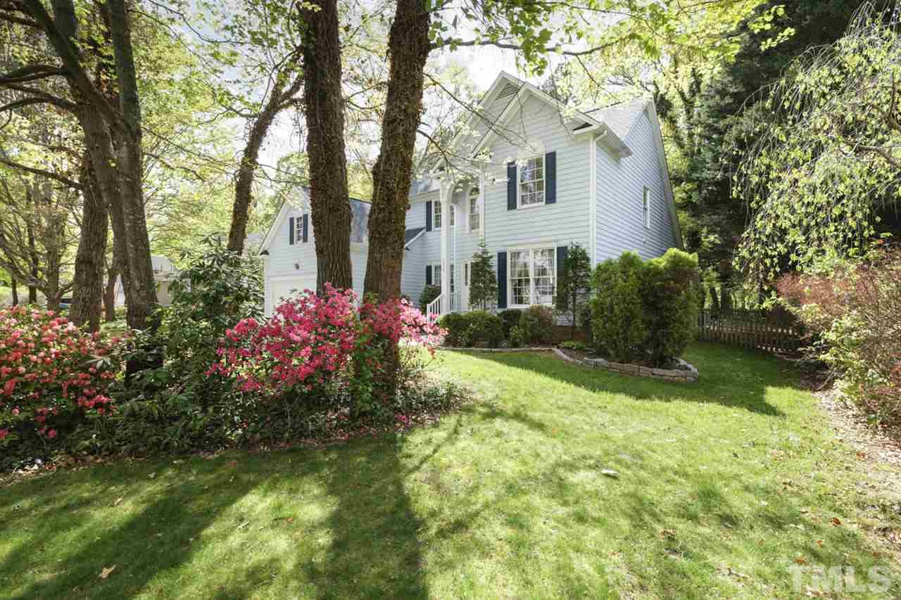 5232 Fairmead Circle Raleigh, NC 27613 - Photo 3 of 30