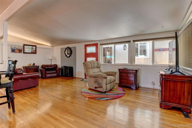 $547,500 | 2370 South Meade Street, Denver, CO 80219