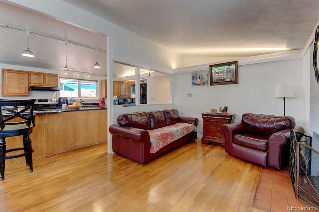 $547,500 | 2370 South Meade Street, Denver, CO 80219