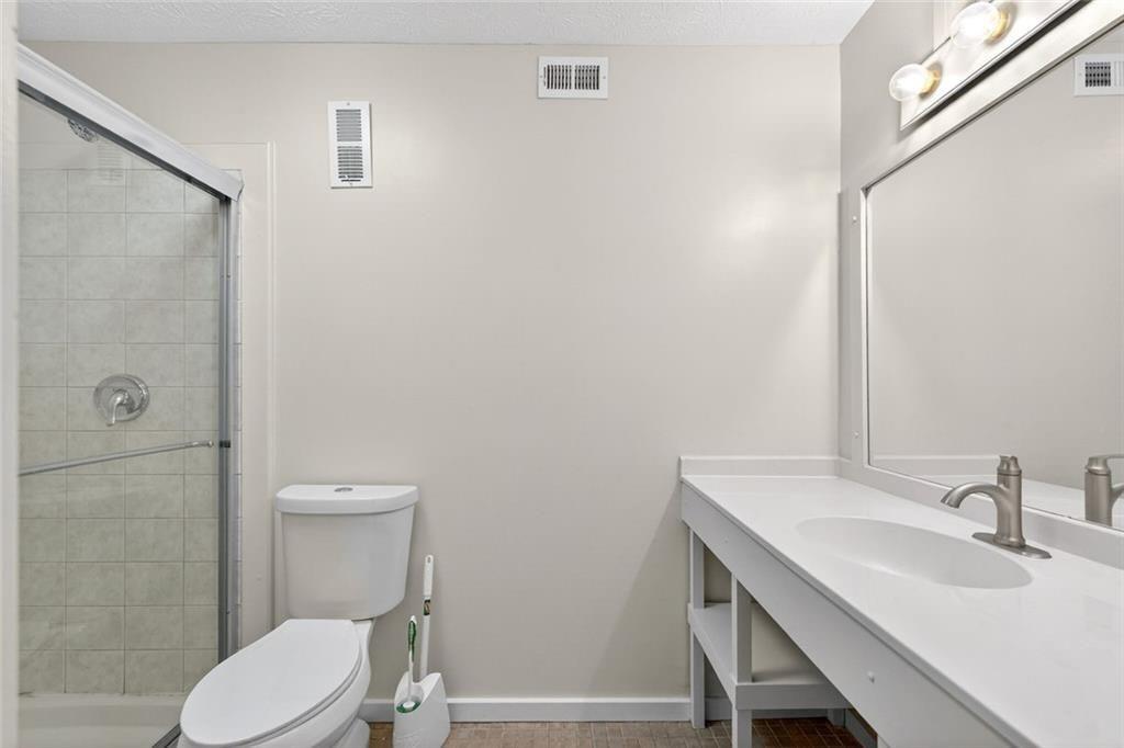 204 Wynnes Ridge Circle Southeast Marietta, GA 30067 - Photo 11 of 21