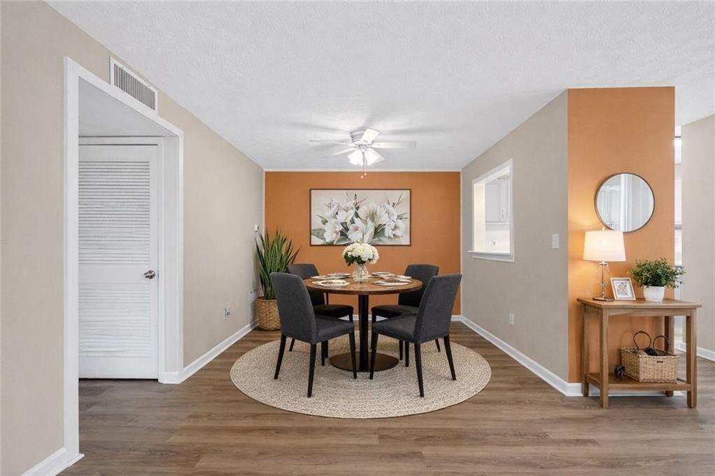 204 Wynnes Ridge Circle Southeast Marietta, GA 30067 - Photo 9 of 21