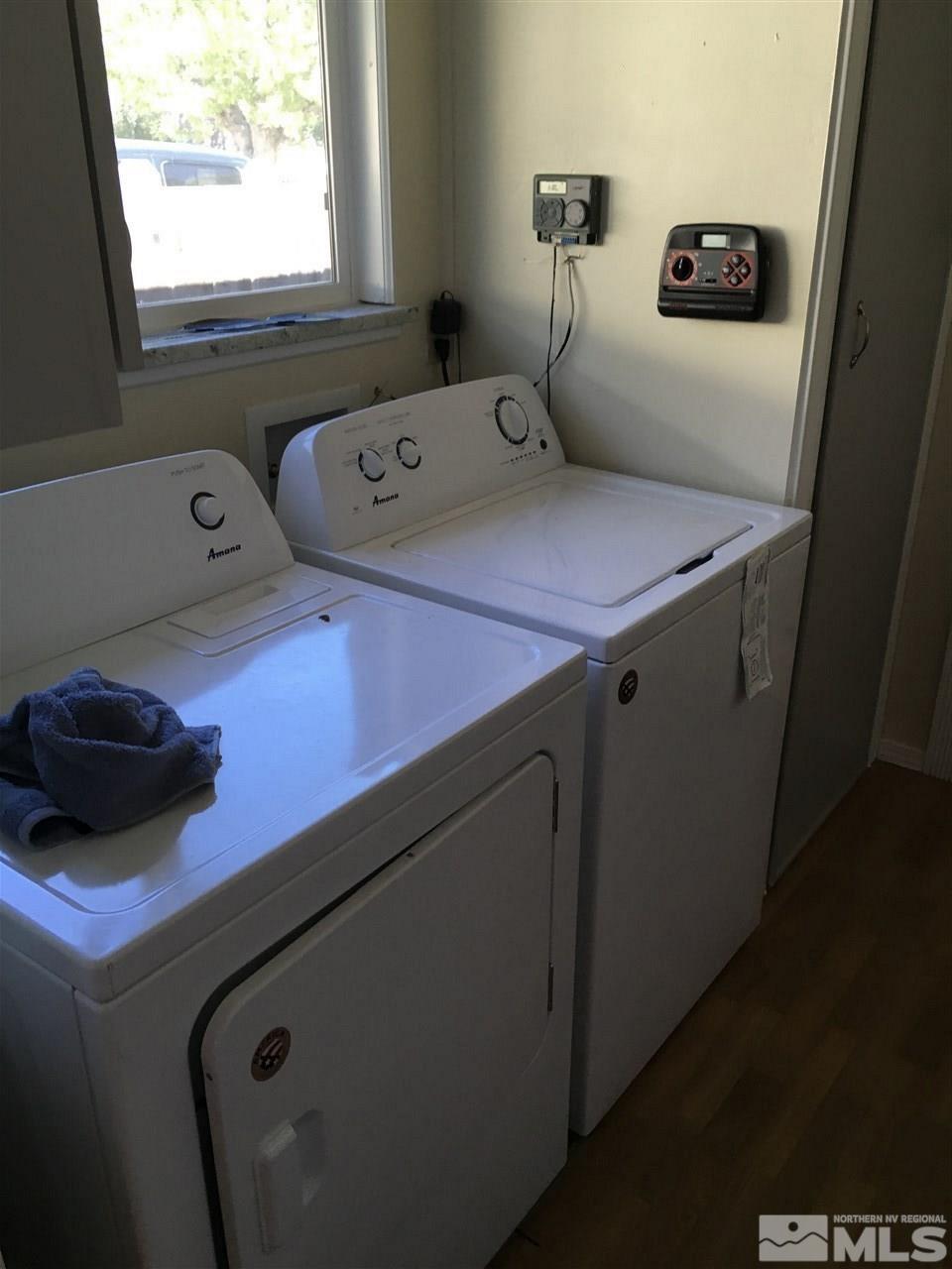 3655 Everett Drive Reno, NV 89503 - Photo 17 of 21 a utility room with dryer and window