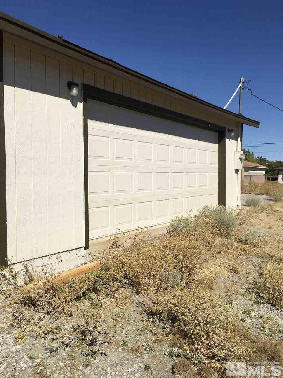 3655 Everett Drive Reno, NV 89503 - Photo 21 of 21 a view of back yard of the house