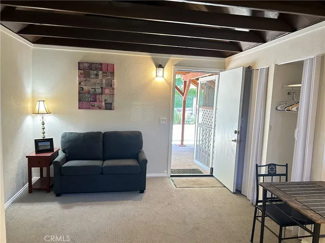 $650 | 21803 Plunge Road, Cedarpines Park, CA 92322