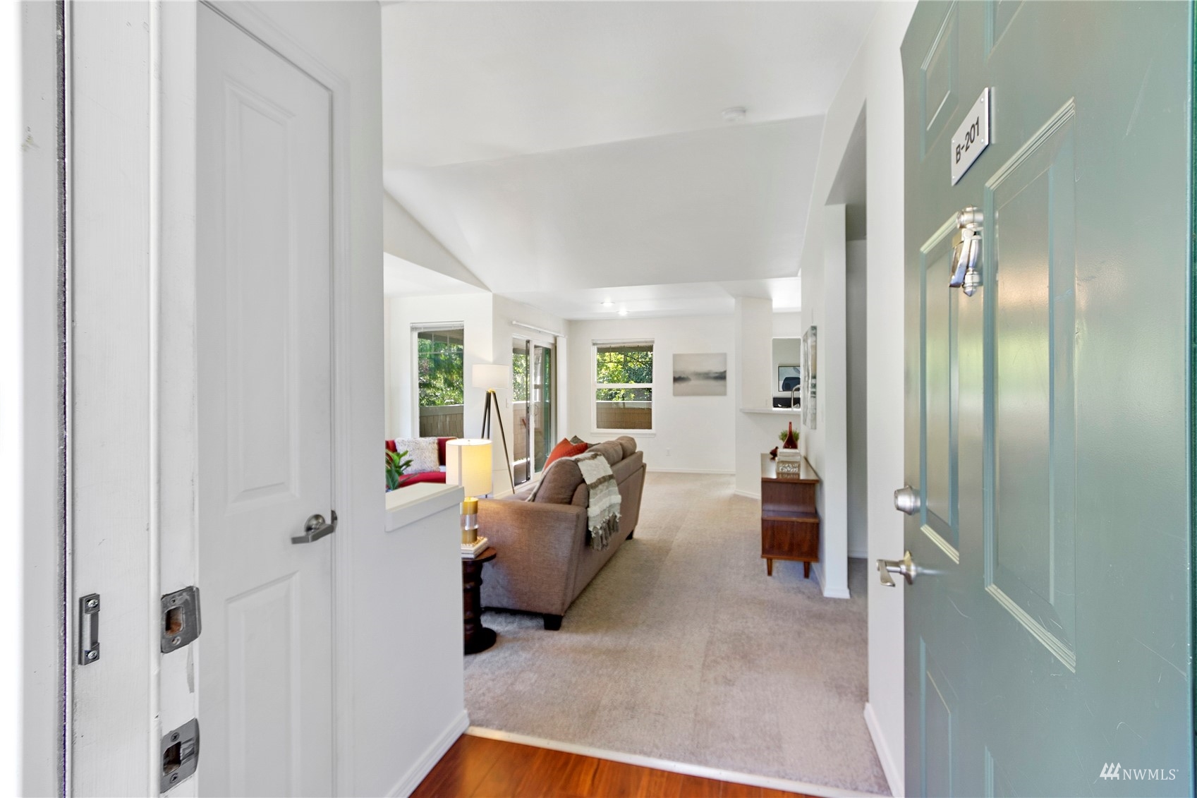 1500 South 18th Street, Unit B201 Renton, WA 98055 - Photo 2 of 29 Gallery Image 2