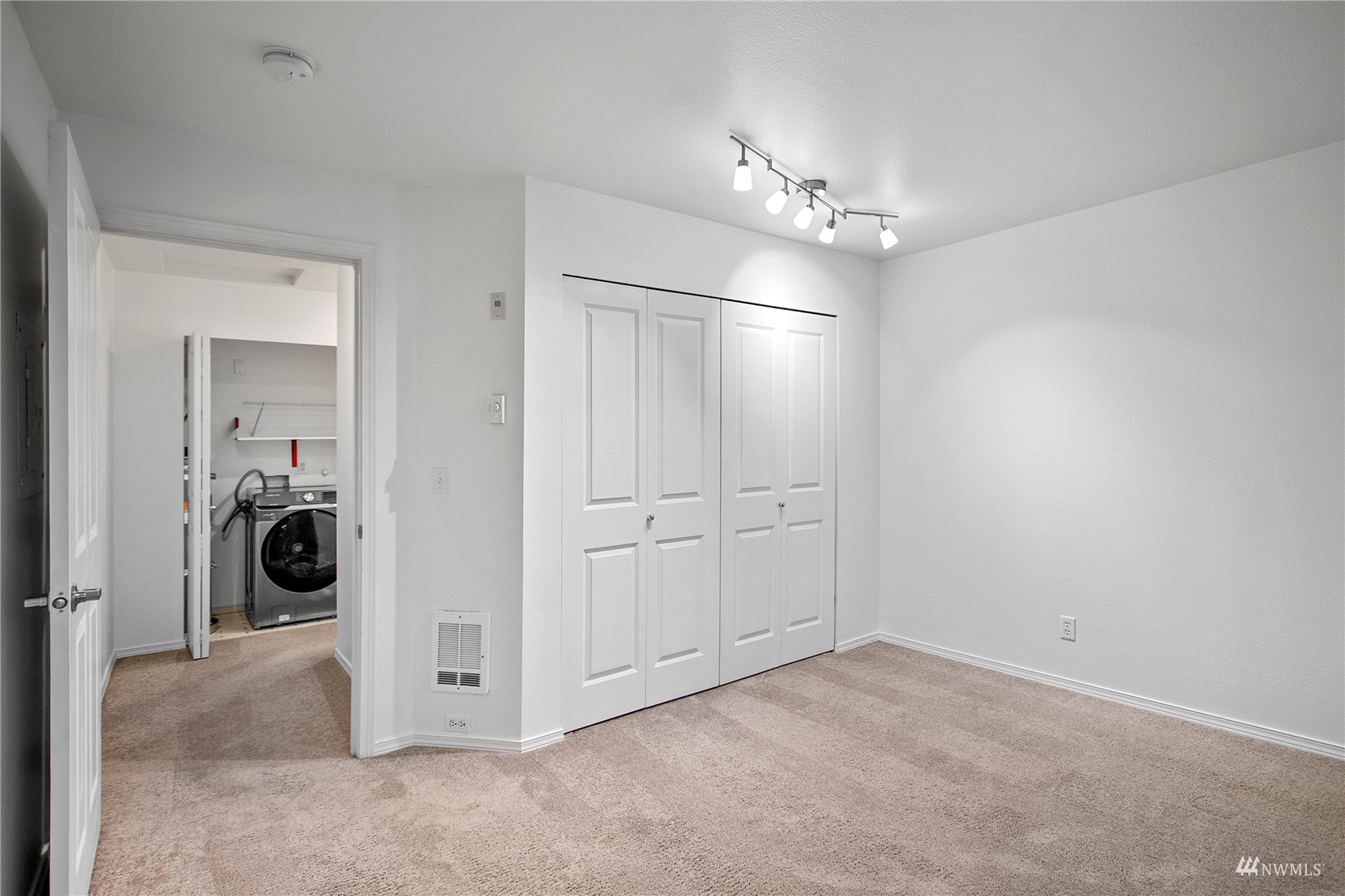 1500 South 18th Street, Unit B201 Renton, WA 98055 - Photo 21 of 29 Gallery Image 21